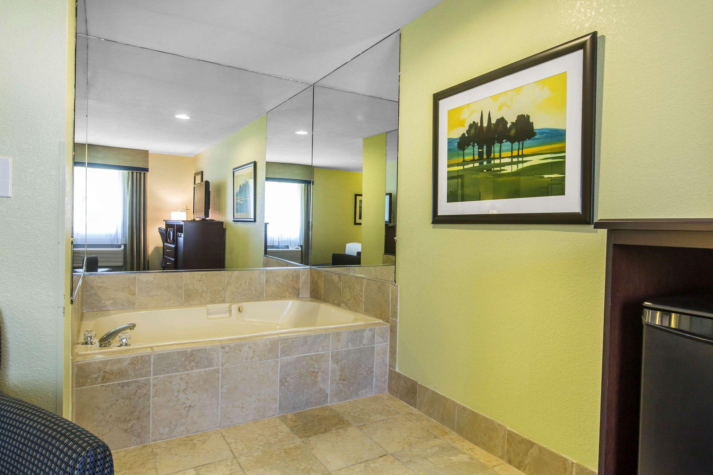 Quality Inn Cedartown Exterior photo